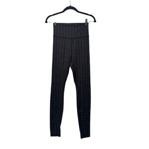Lululemon Black Textured High Rise Leggings Size 6 No Size Dot